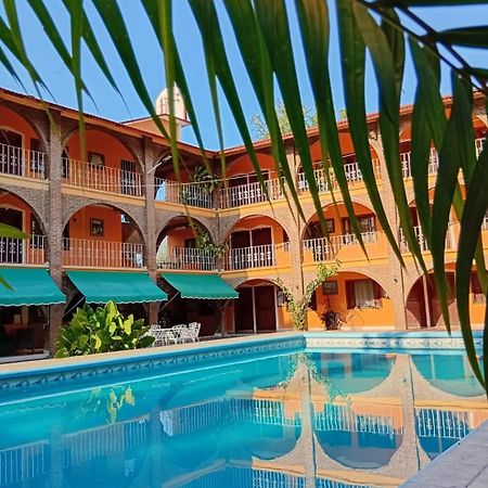 Hotel Hf Hacienda San Francisco Puente Nacional Luaran gambar