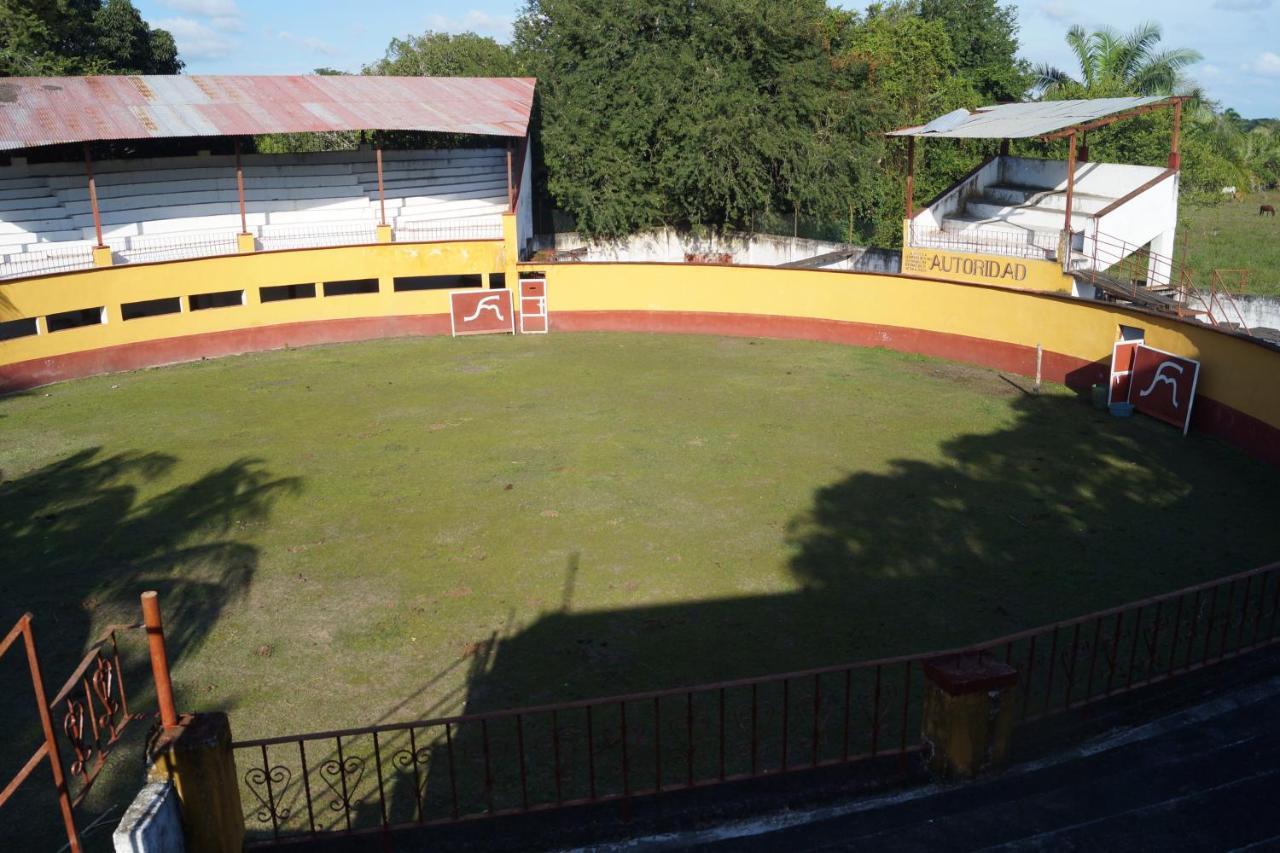 Hotel Hf Hacienda San Francisco Puente Nacional Luaran gambar