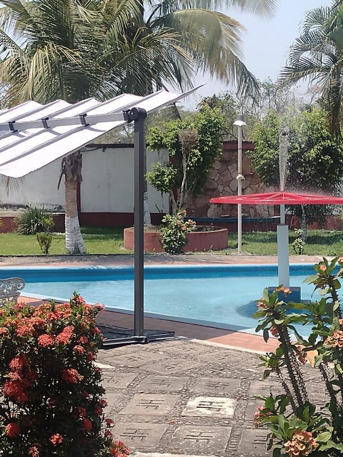 Hotel Hf Hacienda San Francisco Puente Nacional Luaran gambar